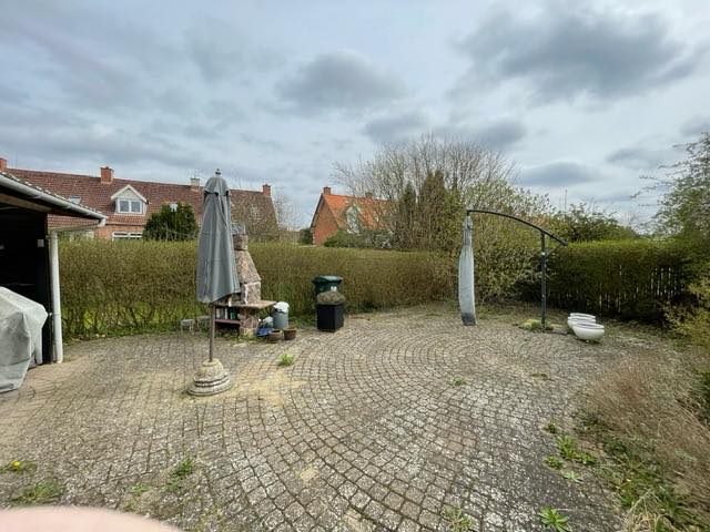 Fjerne ukrudt m.m fra terrasse