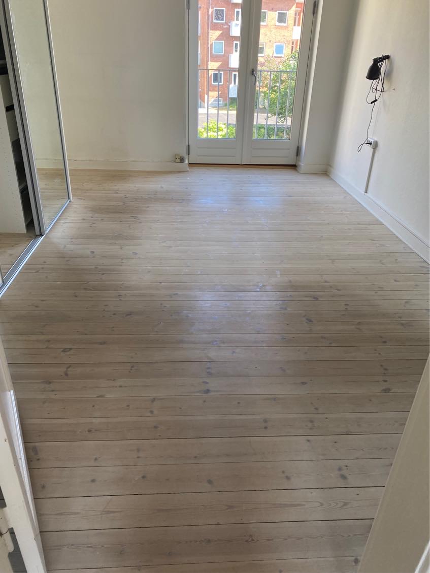 Gulvafslibning af 60 kvm lejlighed
