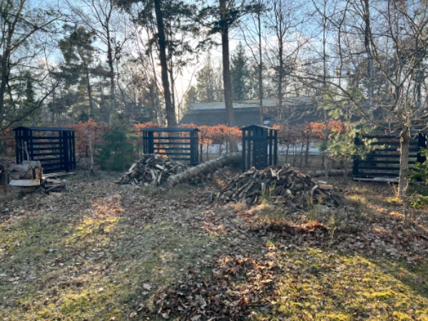 Stable brænde i brændeskure