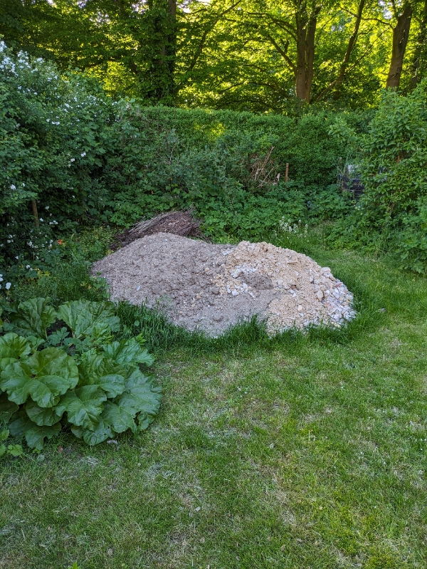 Jordkørsel til genbrugsstation