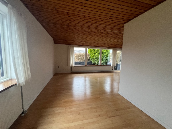 Slibning af gulve i hus