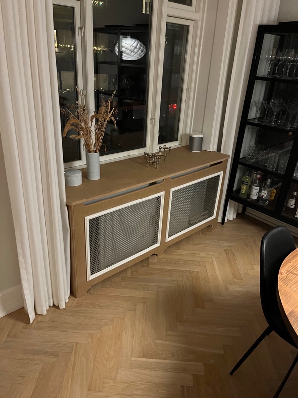Maling af radiatorskjulere