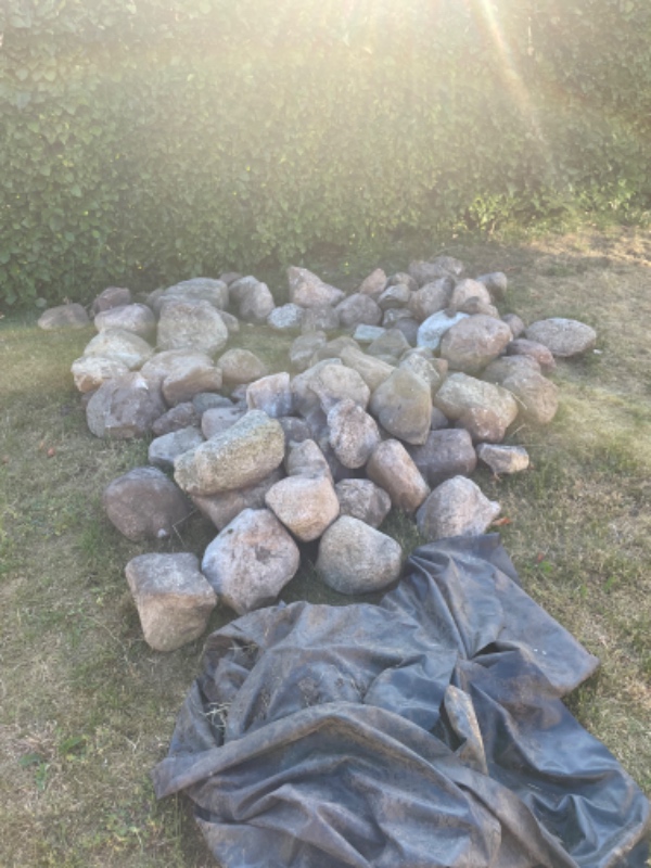 Fjernelse af mellem store sten