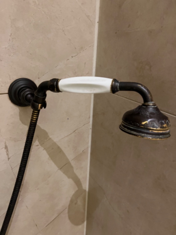 Armatur op bruser og nyt beslag