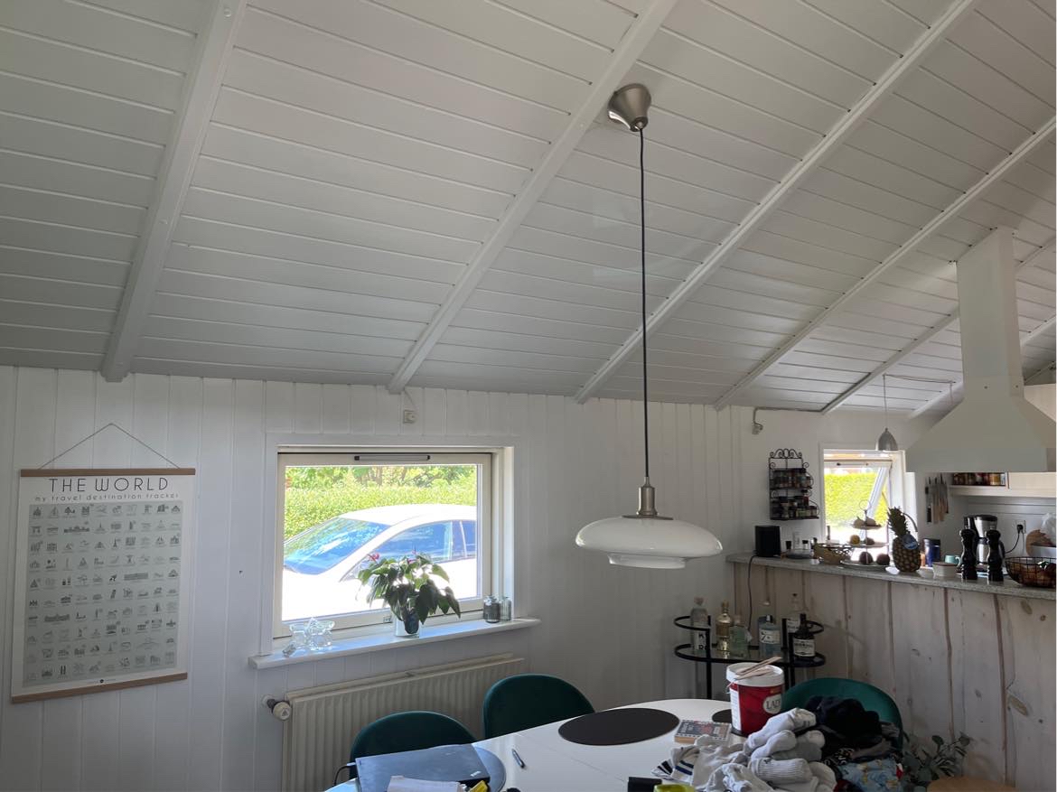 Opsætning af 2 stk lamper over spisebord