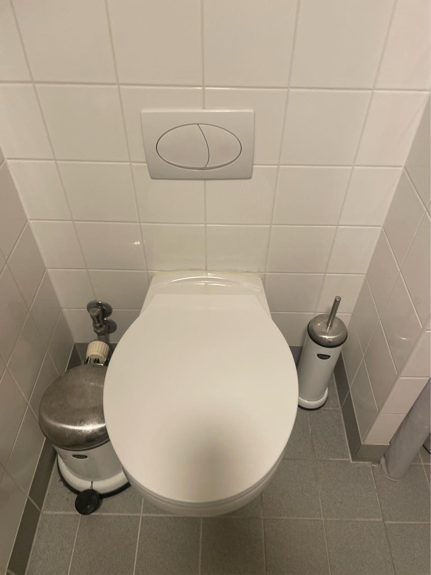 Løbende toilet
