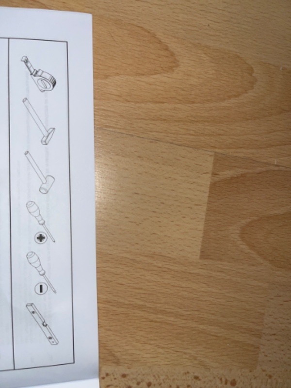 Samlet et bord fra Jysk :)