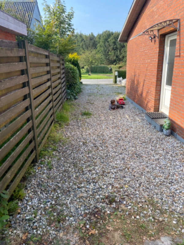 Lavet indkørsel fliser og terrasse