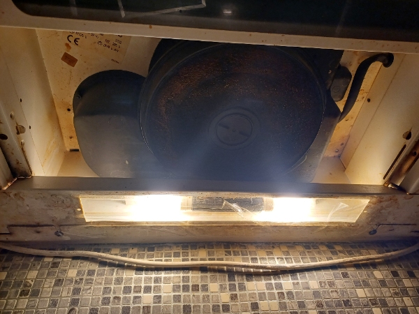 opsætning af emhætte