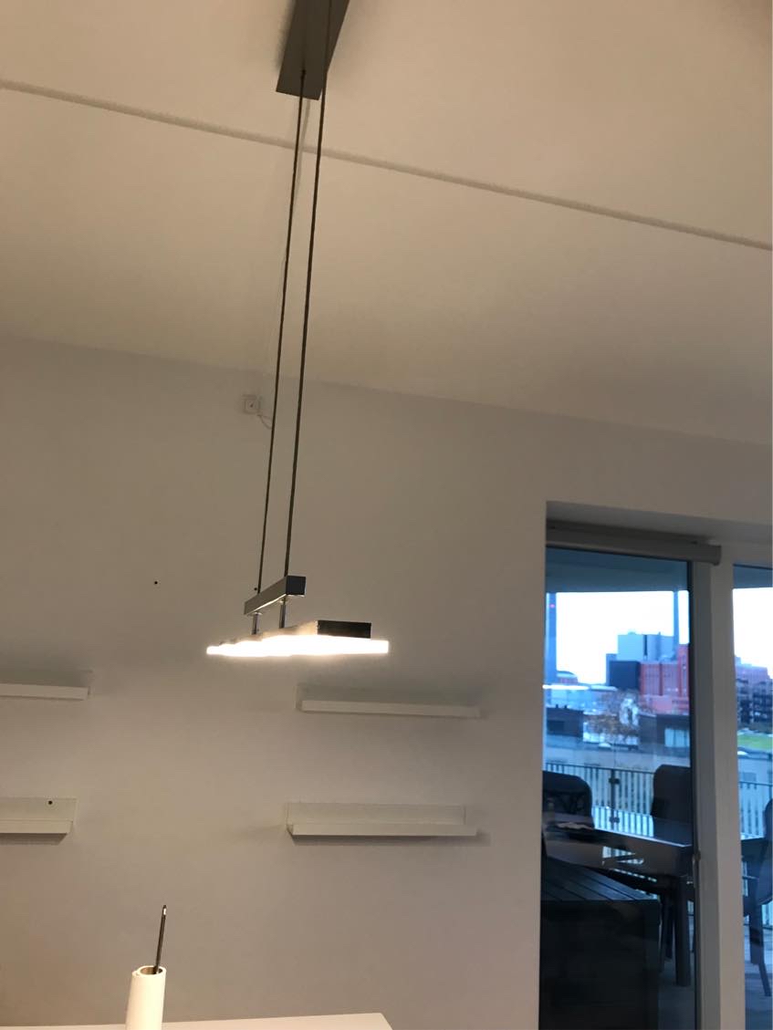 Hjælp til at afmontere møbler inden flytning