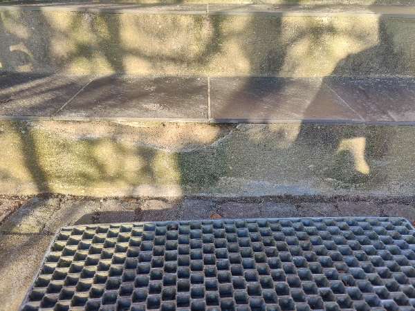 Reperation af udendørs teappe