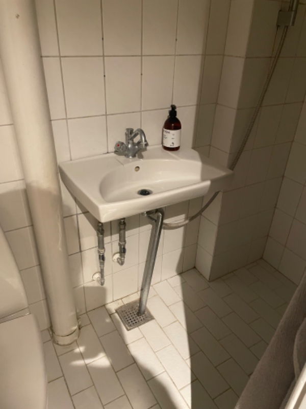 Opsætning af vaskeskab