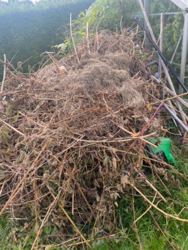 Haveaffald køres værk