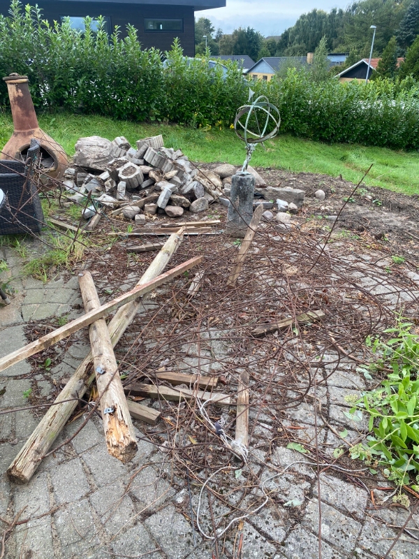 Let nedbrydning og bortskaffelse