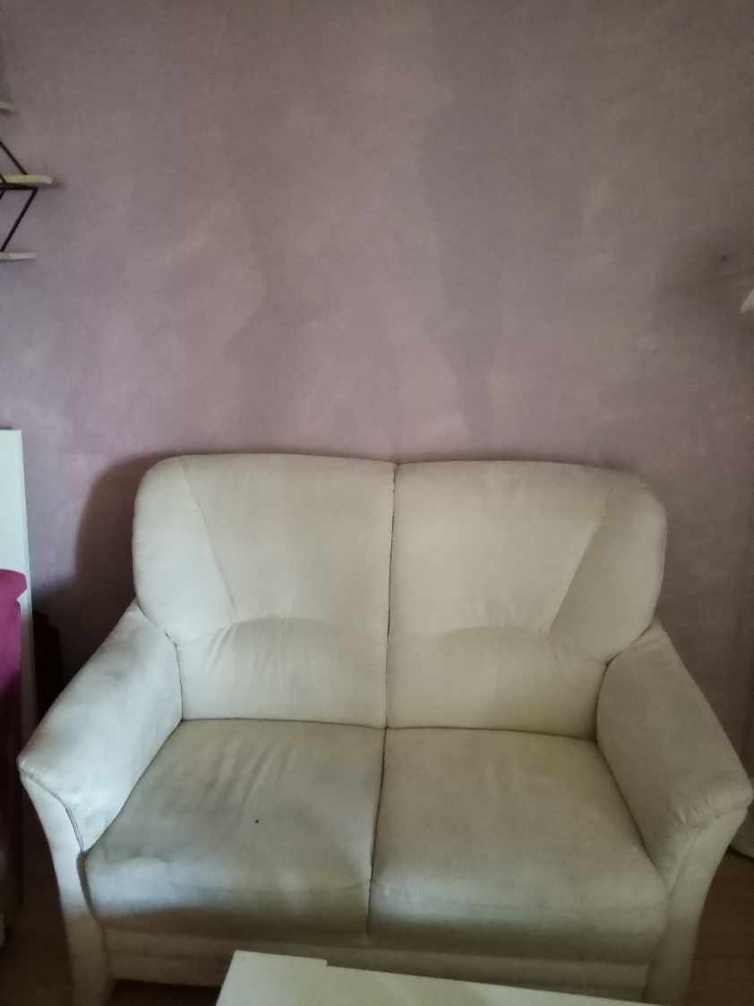 Køre 2per sofa og 3per sofa på losseplads