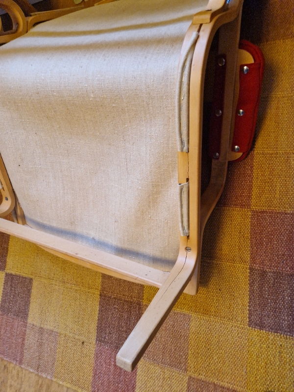 Udbedring af revne i Ingrid lænestol