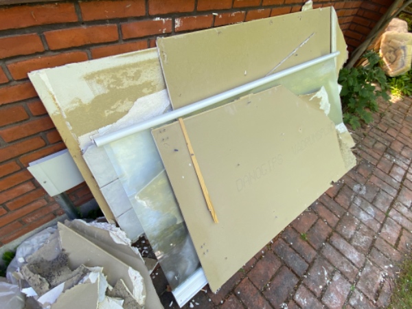 Bortkørsel af byggeaffald