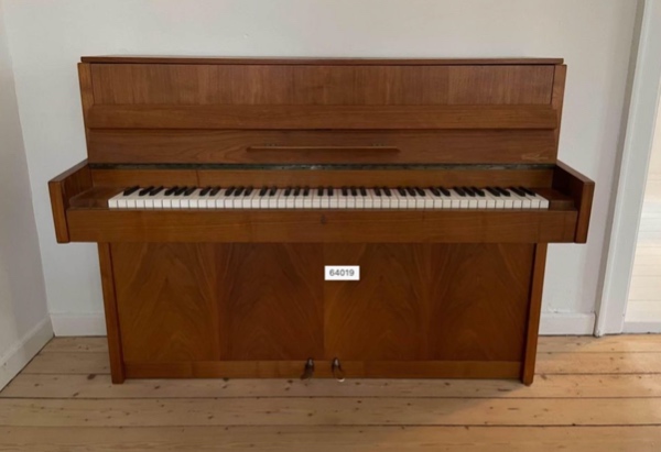 Flytte klaver fra Hammel til Horsens