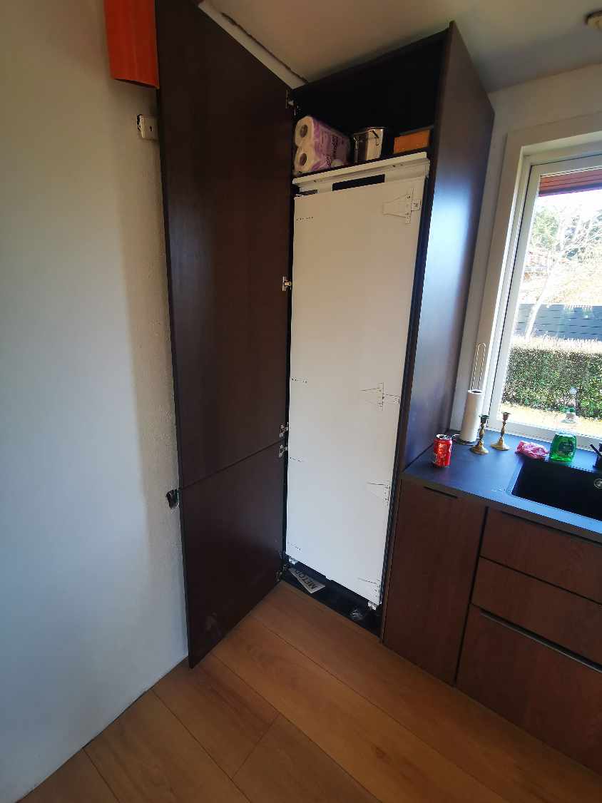 Integrerbart køleskab låge skal på samt låge på opvasker