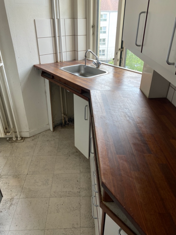 nedrevet og fjernet et køkken på ca 6m2