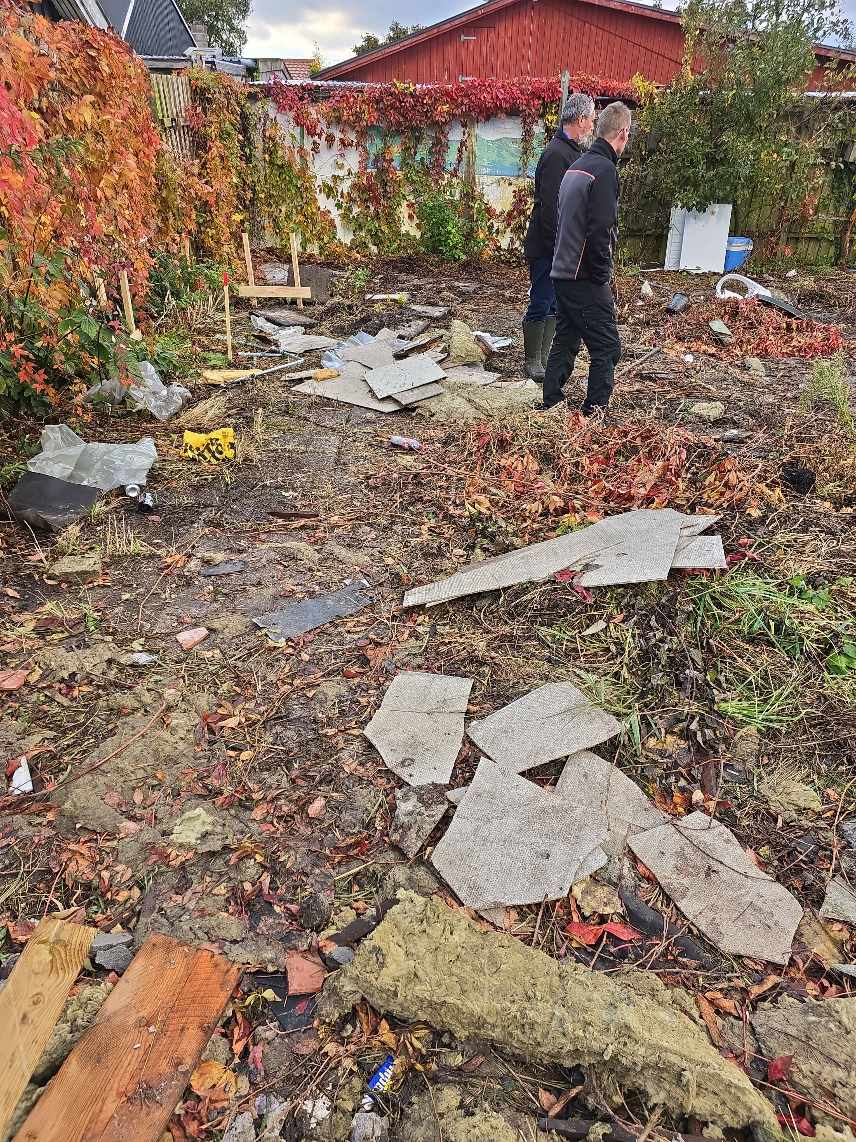 Afhentning af nedrivnings affald