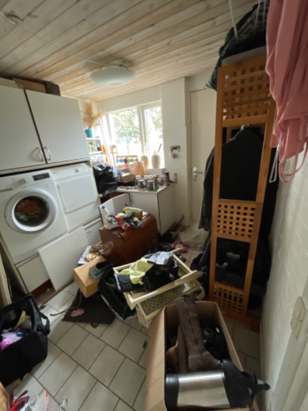 Dødsbo, ting til storskrald og genbrug. Kræver bil og flere folk