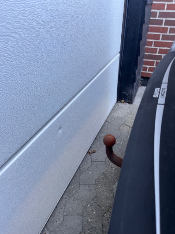 Opretning af bule i alu. garageport