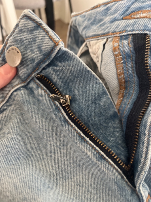 Reparation af jeans-lynlås