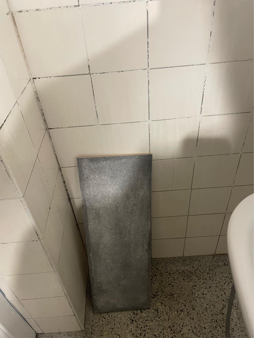 Søger murer til opsætning af klinker