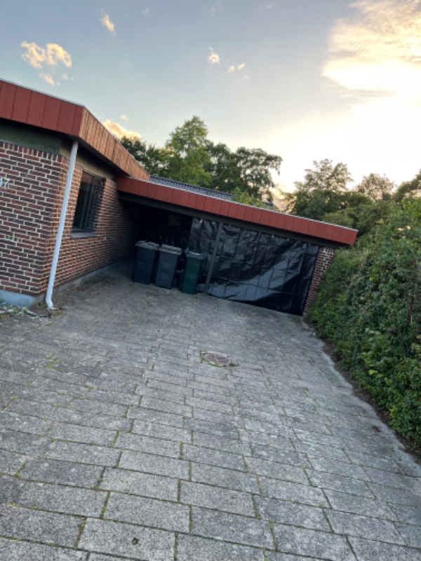 Maling af vindskeder på hus