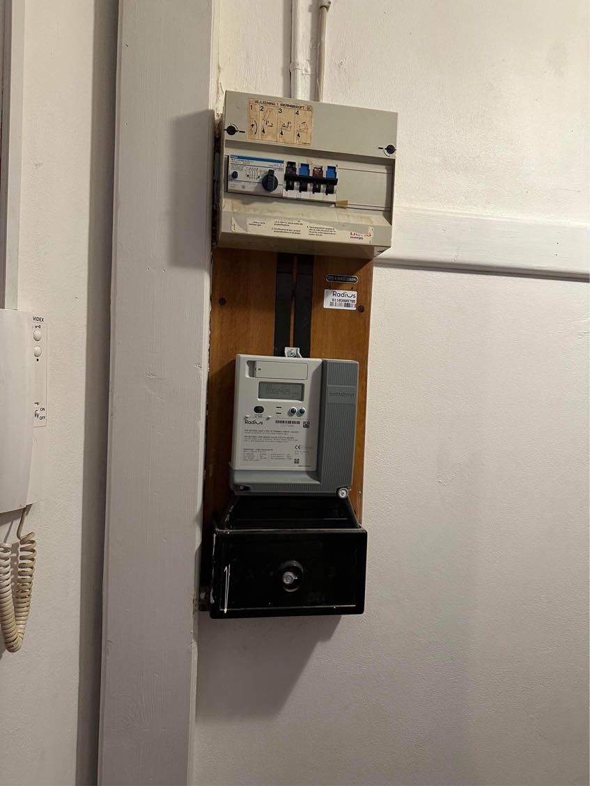 Bygge skab til el måler (skjule den)