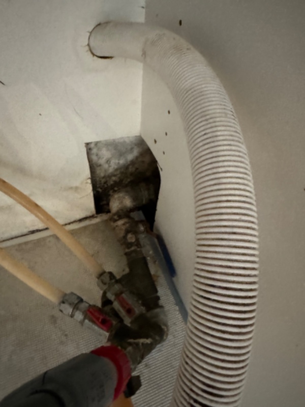 Tætning af utæt afløbsrør