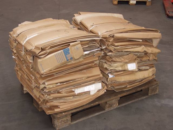 Afhentning af Papballer