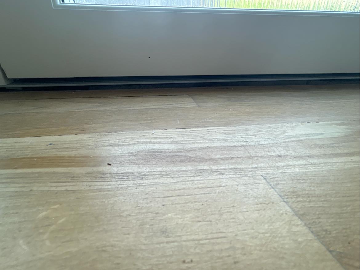 Fuge rundt om ny isat dør