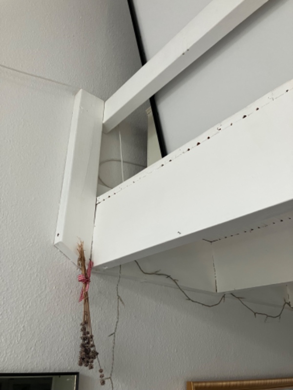 Flytte trappe til hems fra højre til Venstre side.