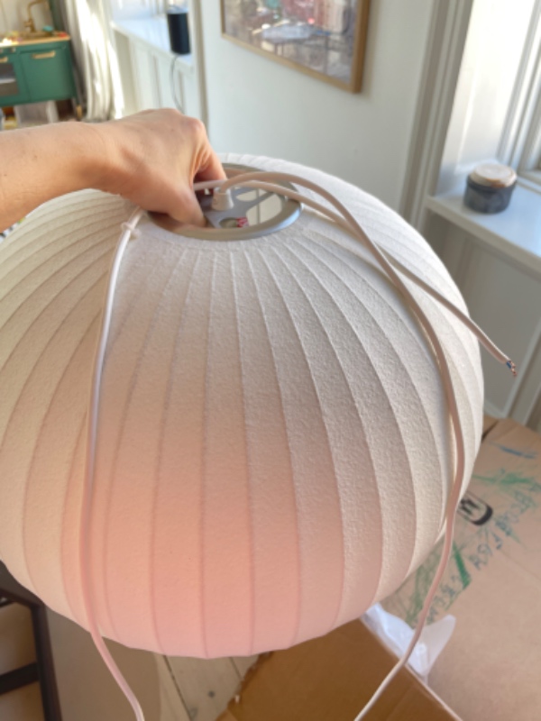 Ophæng af loftslampe