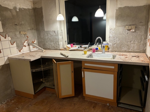 Nedtagning af loft mm og bortskaffelse