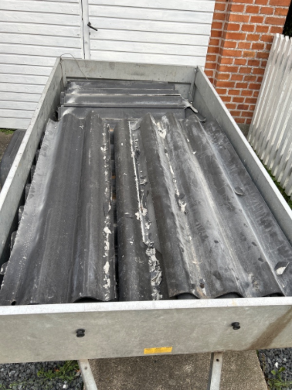 Afhentning af etanitplader uden aspest