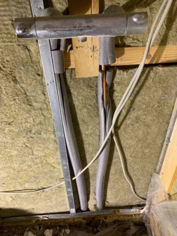 Udskiftet kobberrør til pex rør i rør