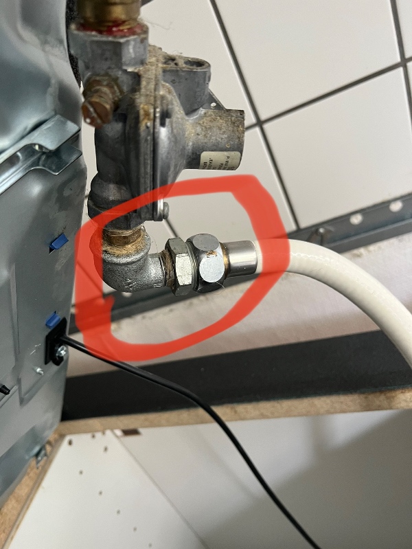 Afmontering/lukning af gas til gasplade