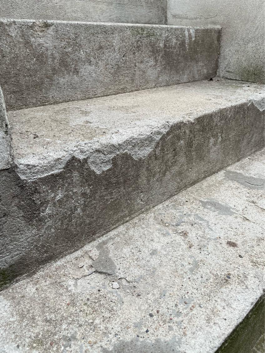 Reperation af trappe