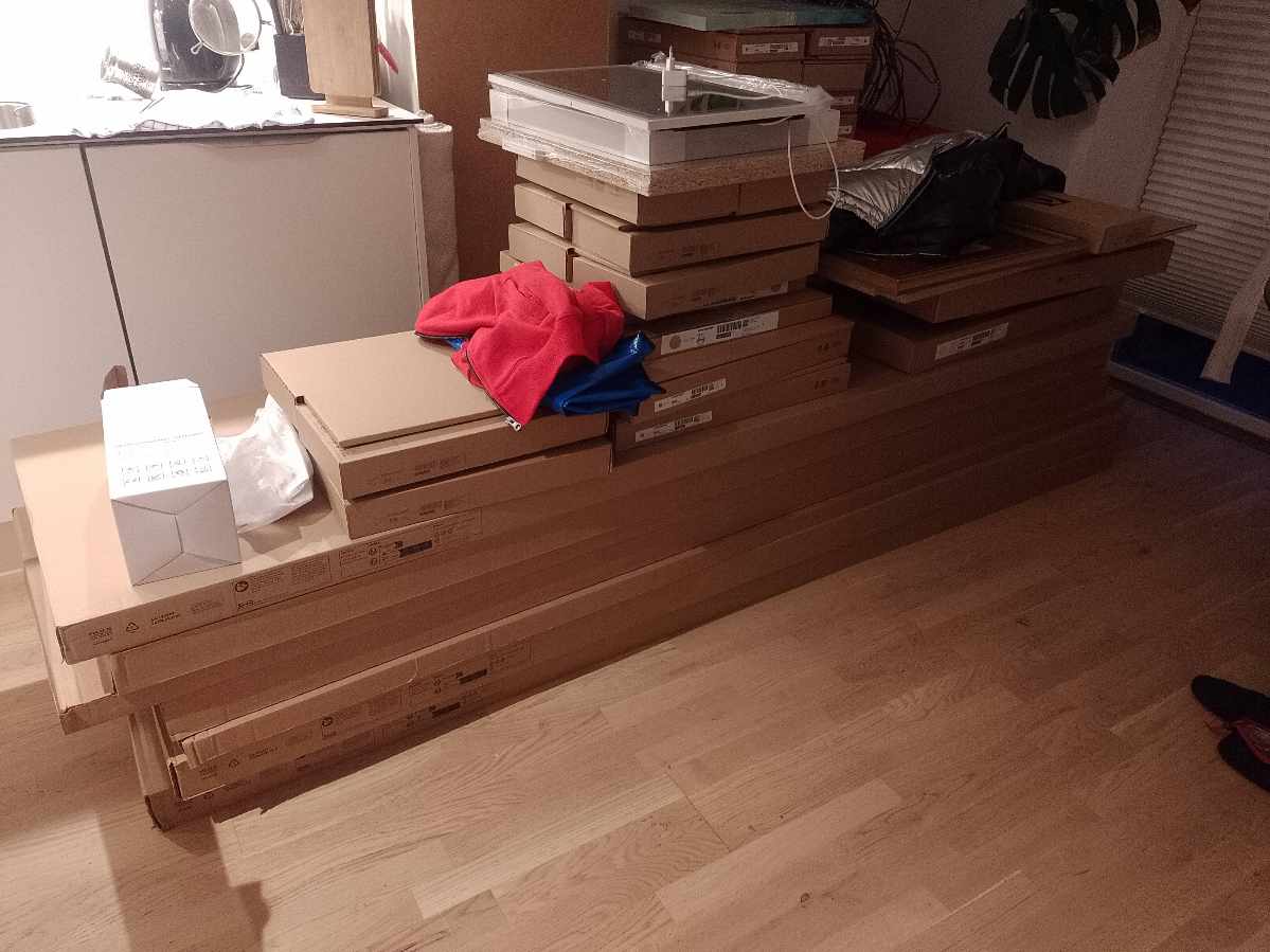 Hjælp at samle skabe