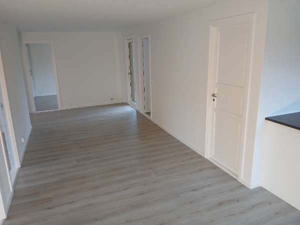 Rengøring af nyrenoveret hus