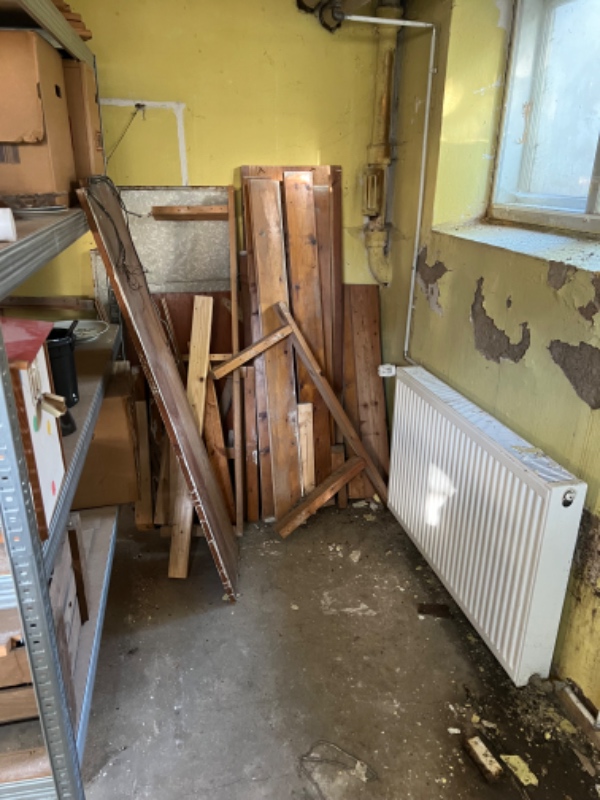 Oprydning/rengøring i kælder