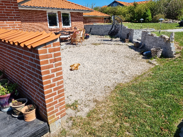 Etablering af 90m2 træ terrasse i Lærketræ