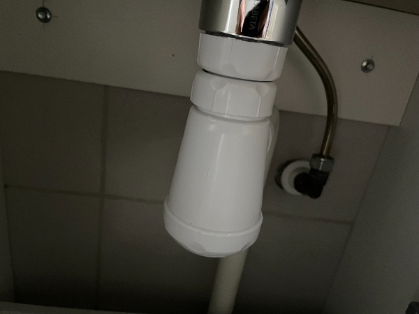 Udskiftning af kalket kran + Montering af kuglehaner