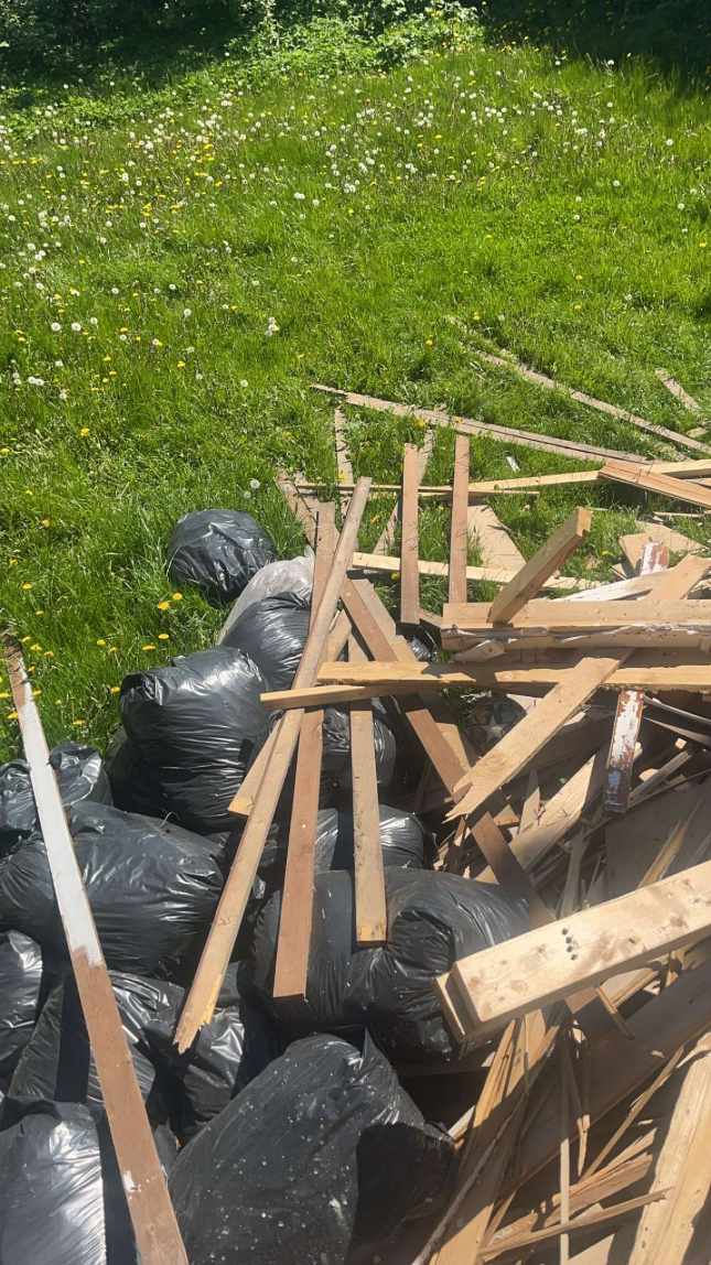 Bygge affald skal køres til lossepladsen