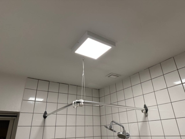 Installation af ventilator i loftet m. strøm