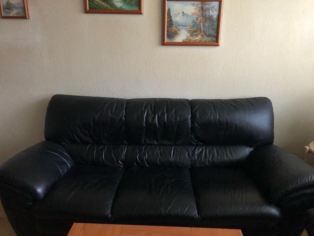 Afhentninger af sofaer og bord