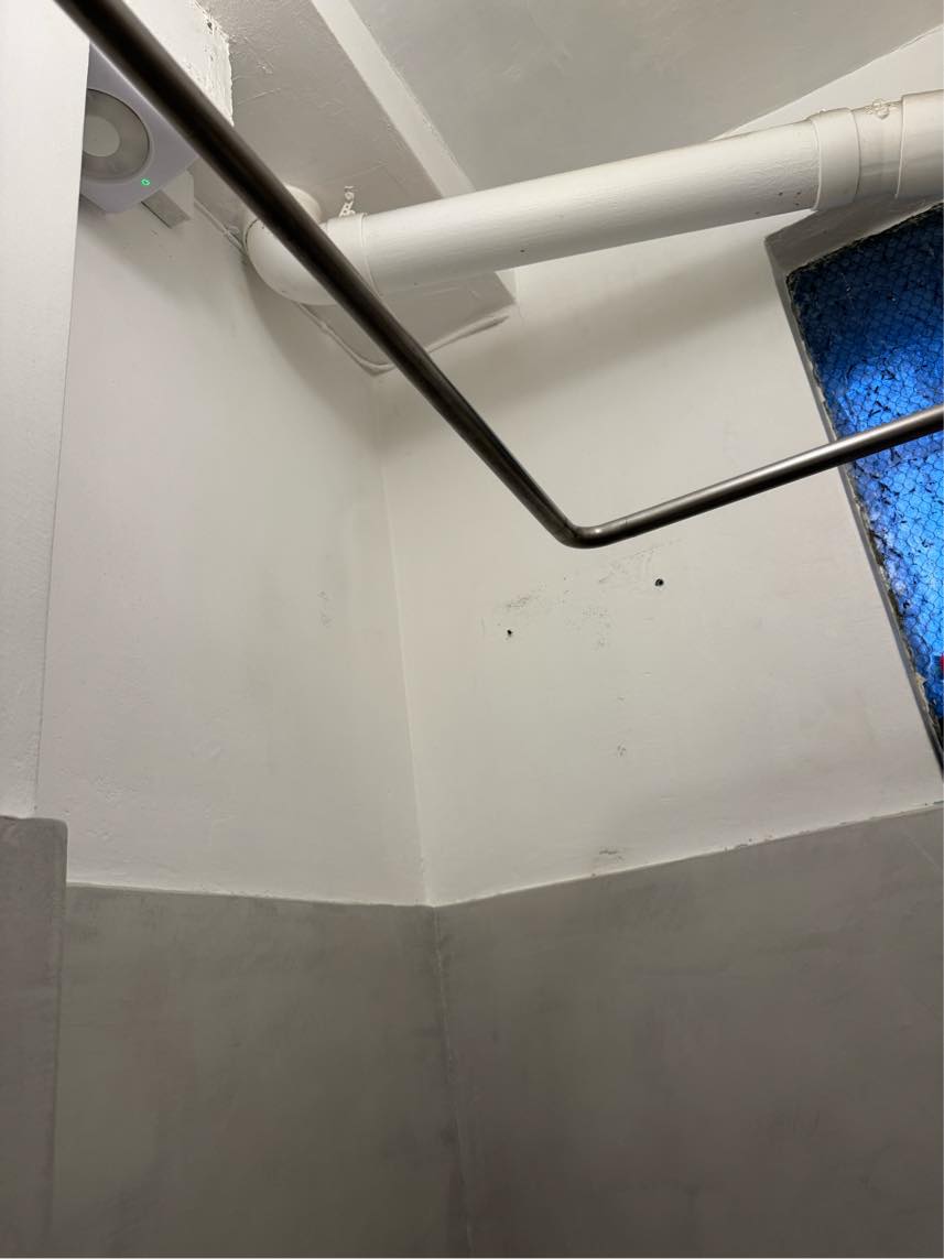 Male del af badeværelse